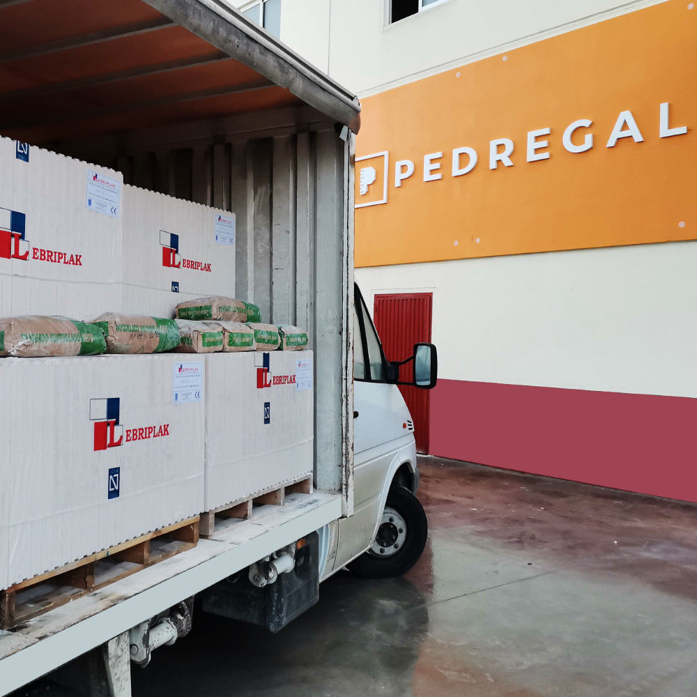 Almacenes-pedregal-yeso