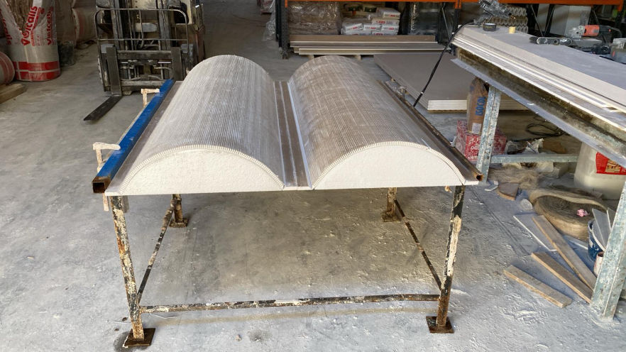 SOMOS FABRICANTES LÍDERES DE PREFORMADOS CON PLACA DE YESO